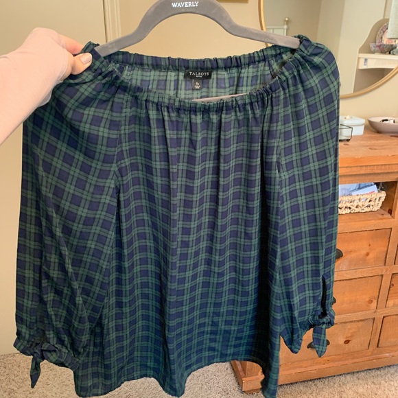 Off the shoulder blouse - Picture 1 of 1